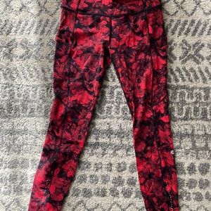 Like new lululemon pants. Worn once.